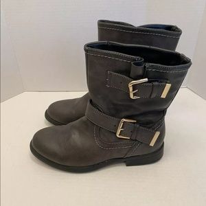 Trend One Womens Gray Ankle Boots Insulated With Straps Trend One size 7